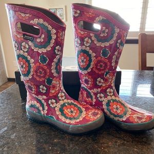 Bogs Pansies Rain Boots